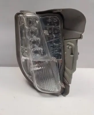 Toyota Prius+ (ZVW40) LED Daytime headlight KOITO4761