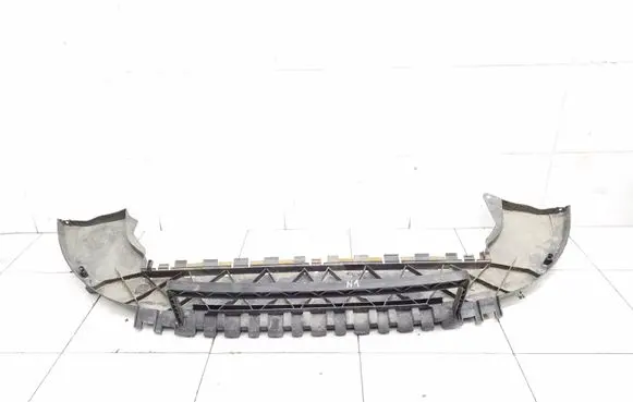 Volvo C30 Front bumper skid plate/under tray 30655409