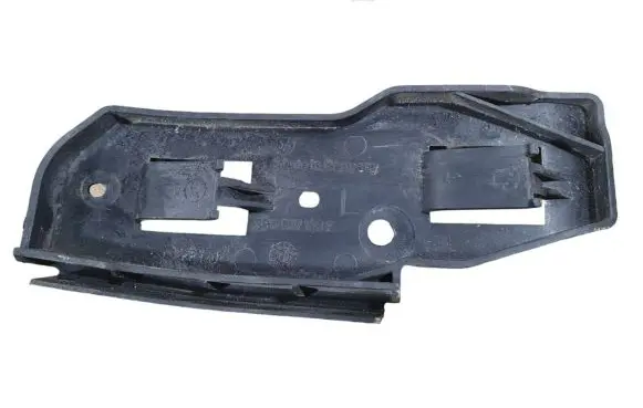Volkswagen PASSAT B5.5 Front bumper mounting bracket 3B0807183E