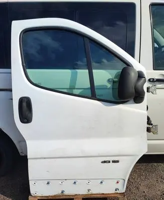 Opel Vivaro Front door