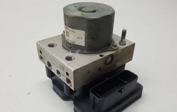 Chrysler Town & Country V ABS Pump 05154911AE P05154911AE