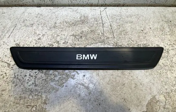 BMW X3 F25 Side skirt front trim 7205597 0016145710