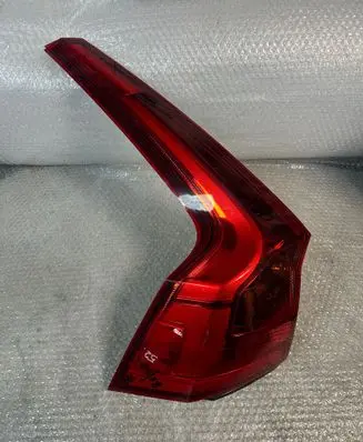 Volvo S90, V90 Rear/tail lights 32228008