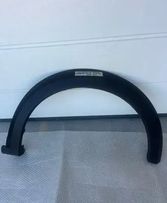 Dacia Sandero III Front arch trim 638124934R