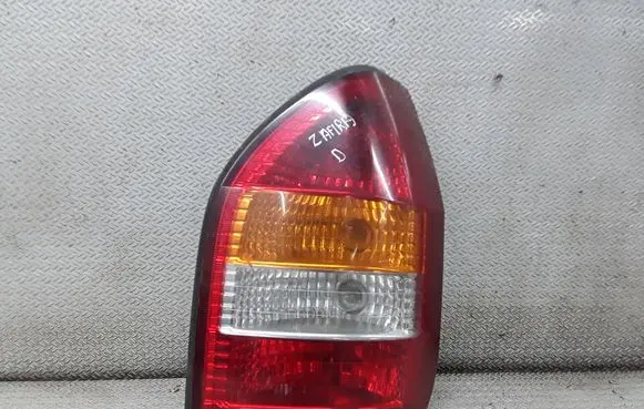 Opel Zafira A Rear/tail lights