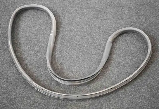 Ford Fiesta Rubber seal front door (on door) 