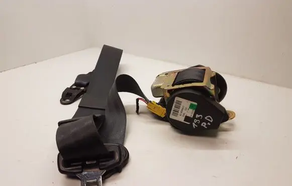 Audi A8 S8 D3 4E Front seatbelt 4E2857706