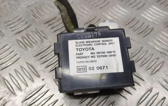 Toyota RAV 4 (XA30) Alarm movement detector/sensor 2370002690