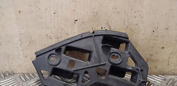 Volkswagen Polo IV 9N3 Front bumper mounting bracket 6Q0807183A