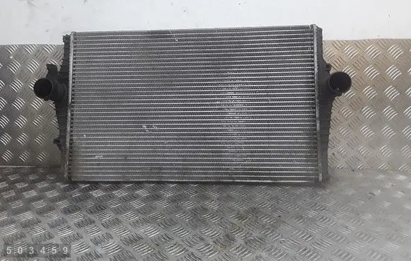 Volvo V70 Intercooler radiator 989580c