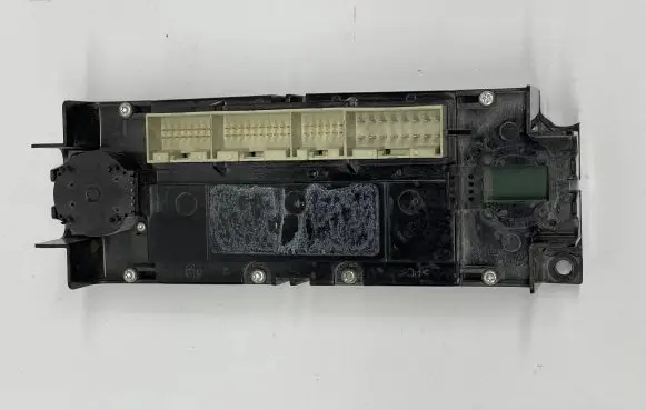 Volkswagen Golf IV Climate control unit