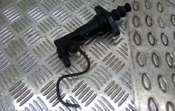 Volkswagen New Beetle Clutch slave cylinder 1J0721261
