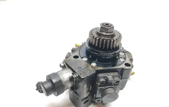 Fuel injection high pressure pump