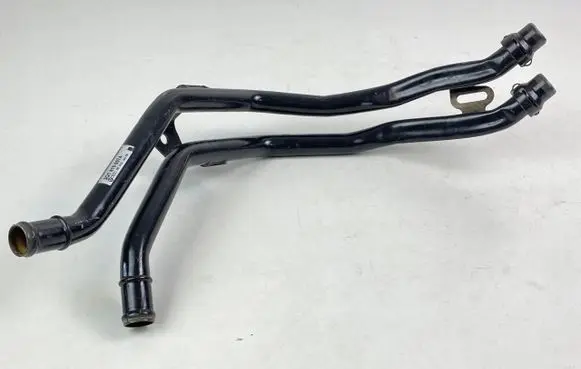 Volkswagen PASSAT B8 Engine coolant pipe/hose 3Q1815097A