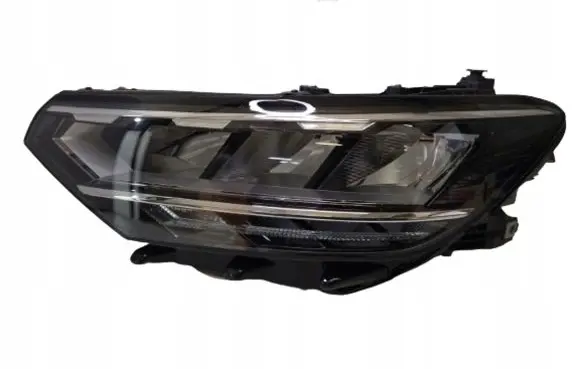 Volkswagen PASSAT B8 Headlight/headlamp 3G1941035Q