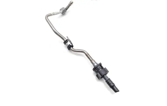 Land Rover Range Rover Evoque L551 Fuel line pipe 