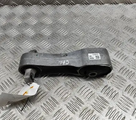 BMW 2 F44 Engine mount bracket 9454384