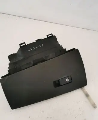 Volvo V70 Glove box set 30676278
