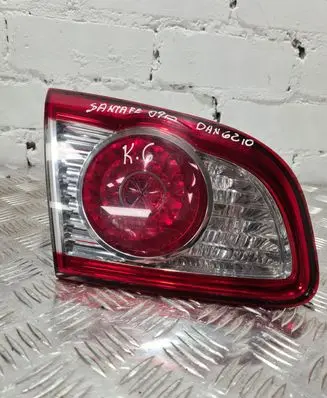 Hyundai Santa Fe Tailgate rear/tail lights 924052B5