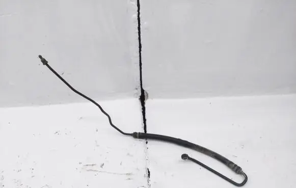 Power steering hose/pipe/line