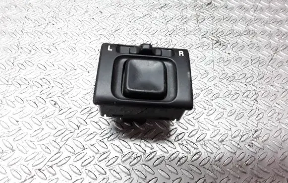Suzuki Grand Vitara I Wing mirror switch