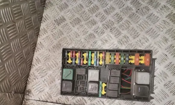 Ford Focus Fuse box set 98ag14a142ad