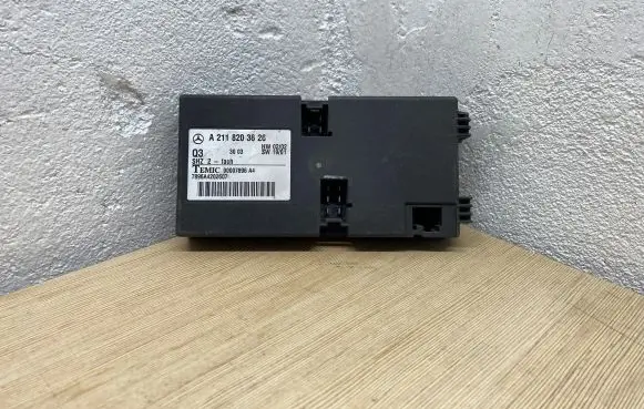 Mercedes-Benz E W211 Seat control module A2118203626 00007896A4 7896A4202607