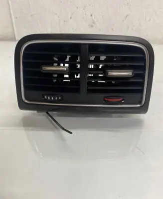 Audi A5 Sportback 8TA Rear air vent grill 8K0819203D
