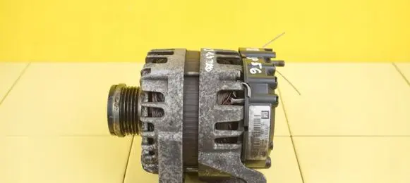 Opel Astra J Generator/alternator 13588290 B14NET