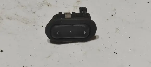 Opel Zafira A Electric window control switch 90561388 13363100