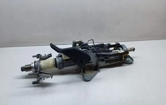 Steering wheel axle set