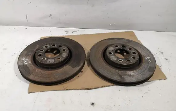 Opel Zafira B Front brake disc