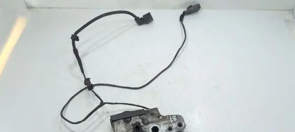 Volkswagen PASSAT B7 Engine bonnet/hood lock/catch 3AB823509A