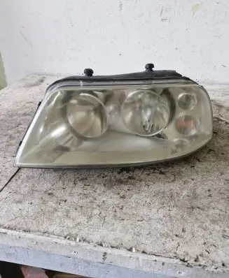 Volkswagen Sharan Headlight/headlamp 7M4941015AD 0301182601