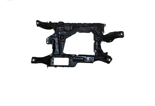 Mercedes-Benz B W246 W242 Engine mounting bracket 101805701F