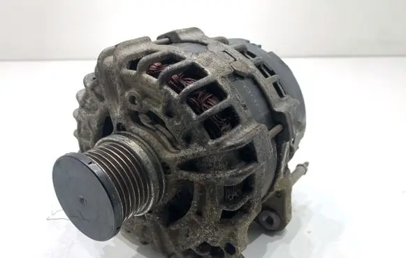 Volkswagen Transporter - Caravelle T6 Generator/alternator 03L903023M