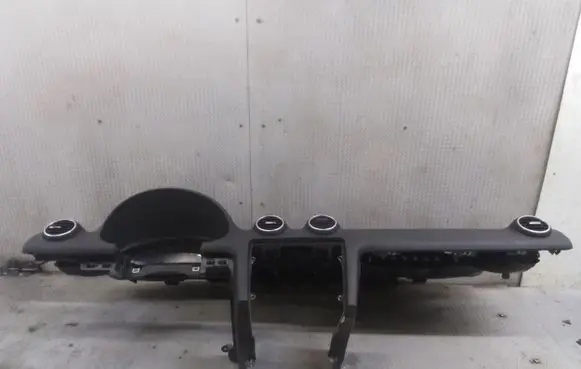 Audi A3 S3 8P Dashboard 8P1857033