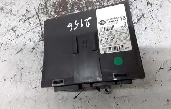 Nissan Almera Tino Comfort/convenience module 5WK48592