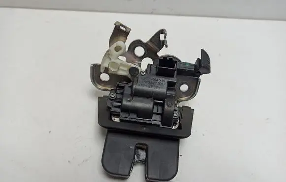 Audi A4 S4 B8 8K Tailgate/trunk/boot lock/catch/latch 8R0827505