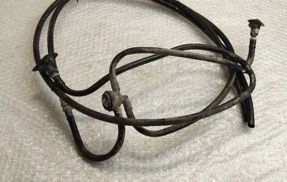 BMW 5 E39 Headlight washer spray nozzle 8360661
