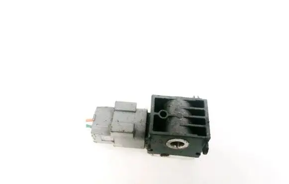 Hyundai Santa Fe Airbag deployment crash/impact sensor 959202B000 95920-2B000