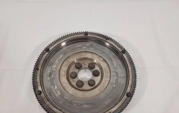 Volkswagen Golf VI Flywheel 