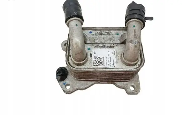 Renault Clio IV Engine oil radiator 213052032R