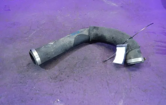 Mazda 3 I Intercooler hose/pipe
