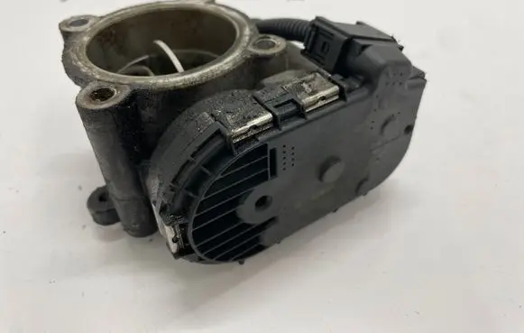 Mercedes-Benz R W251 Engine shut-off valve A6420900070