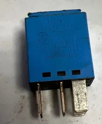 BMW 6 E24 Other relay 61386918818 V23145A0101A005 6910818