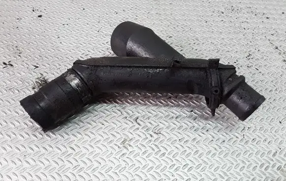 Peugeot 307 Oil fill pipe 9638323780