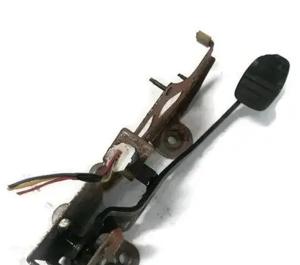 Mercedes-Benz Citan W415 Brake pedal 8200467212B