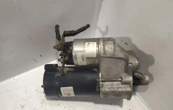 Citroen Berlingo Starter motor 161212 PU034035 0986013850