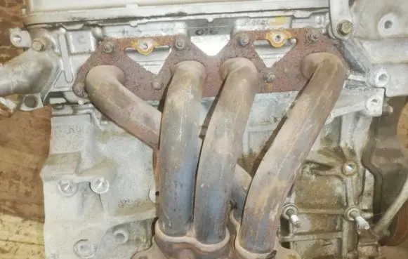 Honda Accord Exhaust manifold
